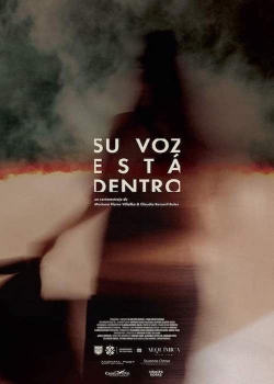 Su voz está dentro